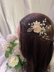 Comb Pin (White Rose)