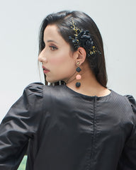 Comb Pin (Black Roses)