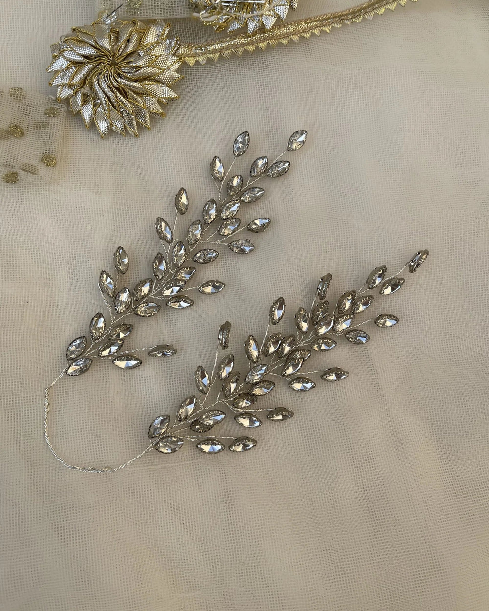 Hair Vine (Canva)
