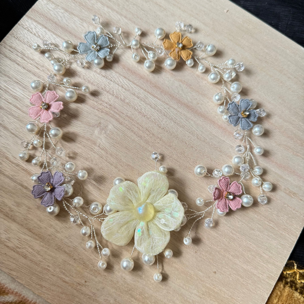 Pearl Petal Hair Vine
